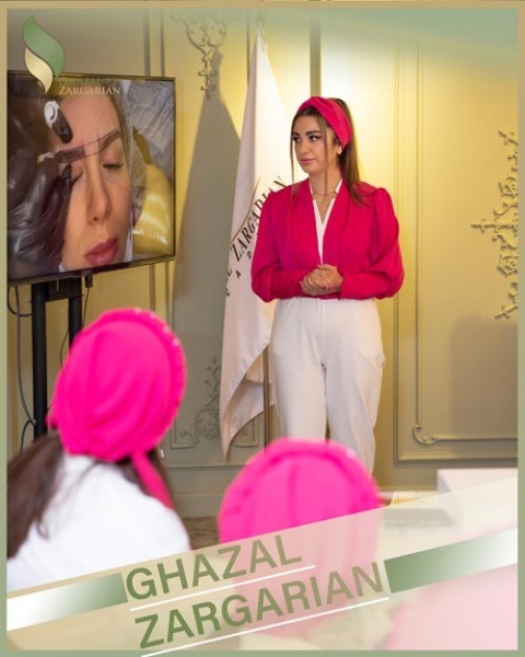 تاتو خط لب و رژ لب در آکادمی غزل زرگریان