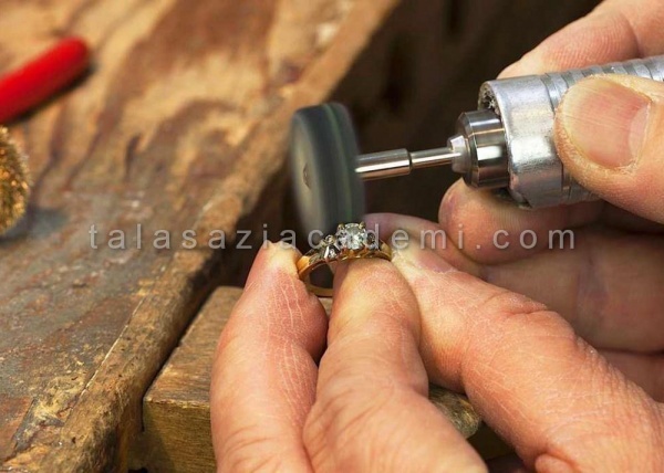 آموزش نرم افزار طراحی جواهر