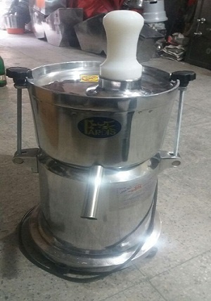 آب میوه گیری صنعتی